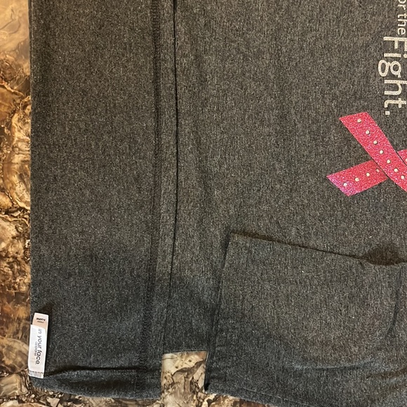 Greg half sleeve breast cancer top. - Picture 5 of 6